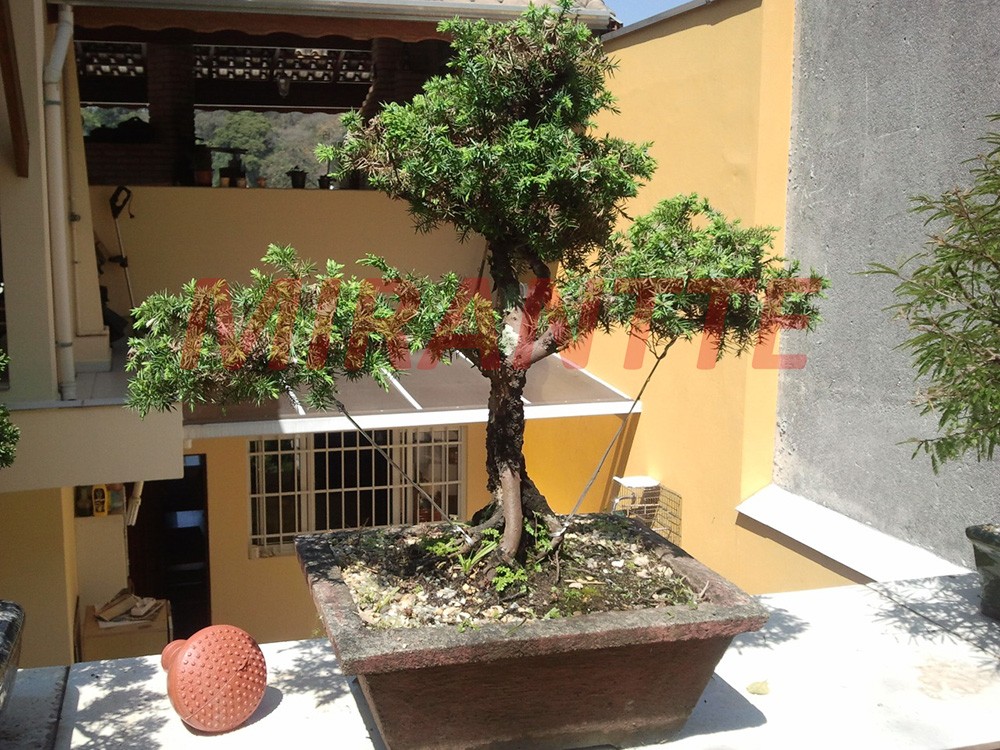 Casa terrea de 93m² com 2 quartos em Horto Florestal