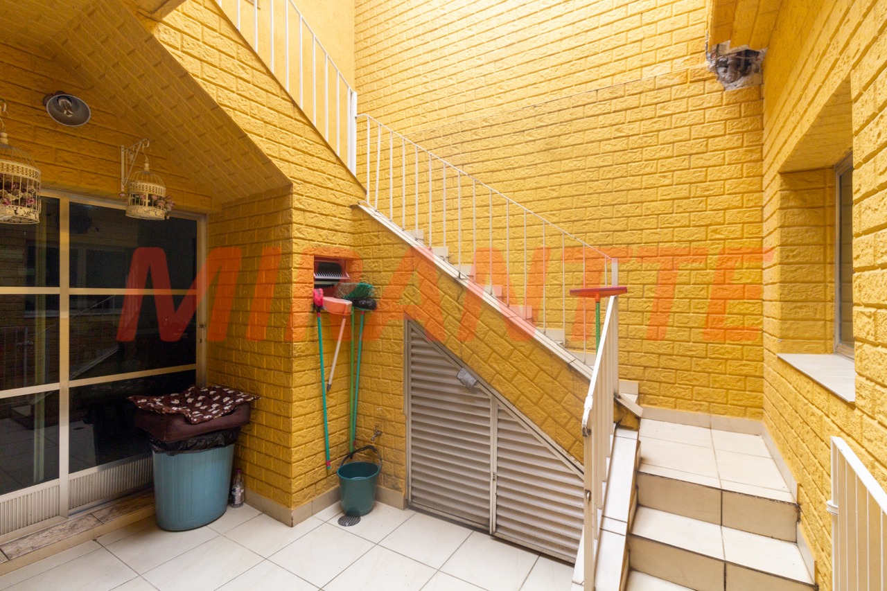 Sobrado de 280m² com 3 quartos em Jardim França