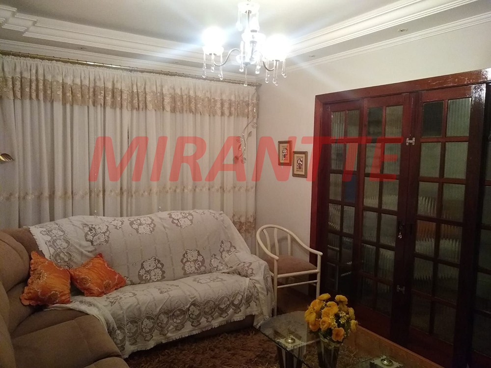 Sobrado de 154m² com 4 quartos em Vila Maria Alta