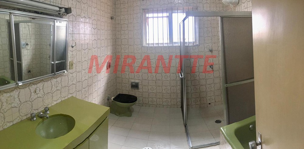 Casa terrea de 180m² com 3 quartos em Vila Leonor