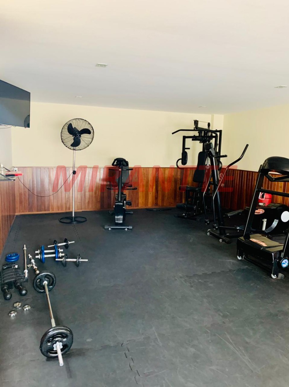 Apartamento de 1.1m² com 3 quartos em Santana