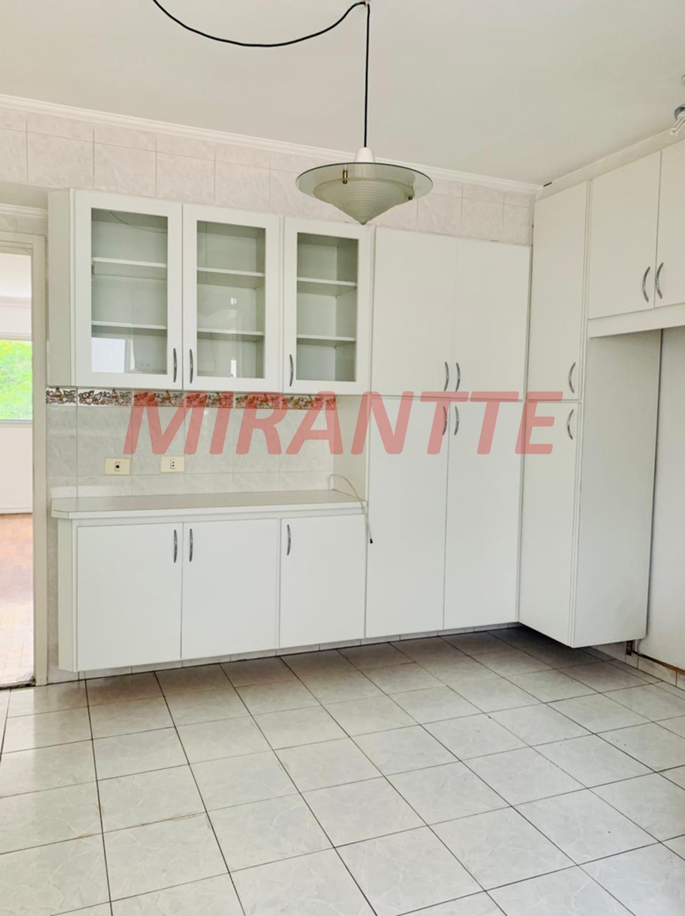 Apartamento de 1.1m² com 3 quartos em Santana