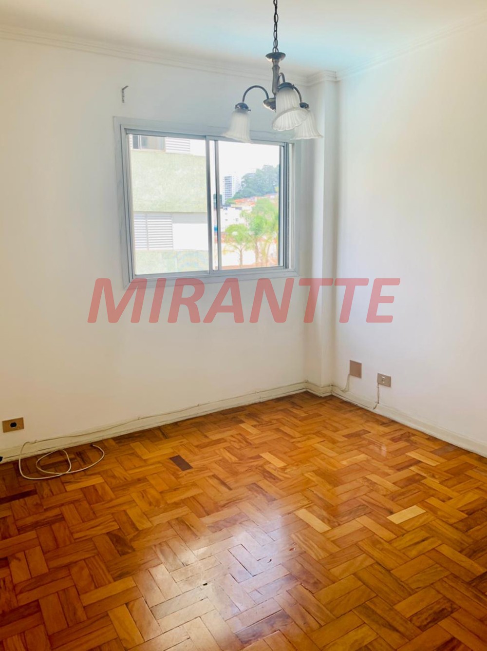 Apartamento de 1.1m² com 3 quartos em Santana