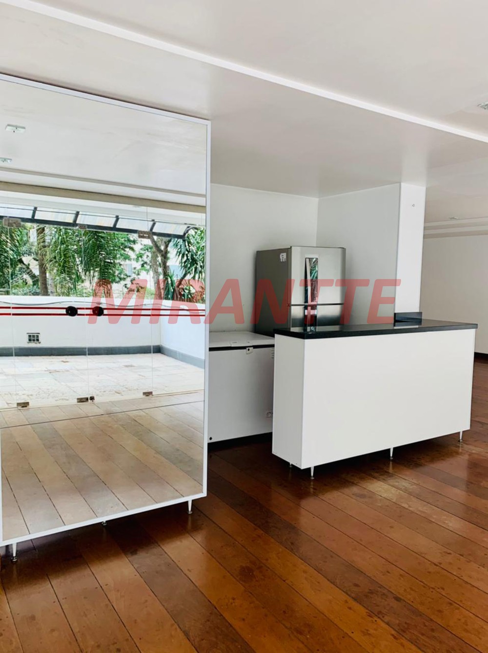 Apartamento de 1.1m² com 3 quartos em Santana