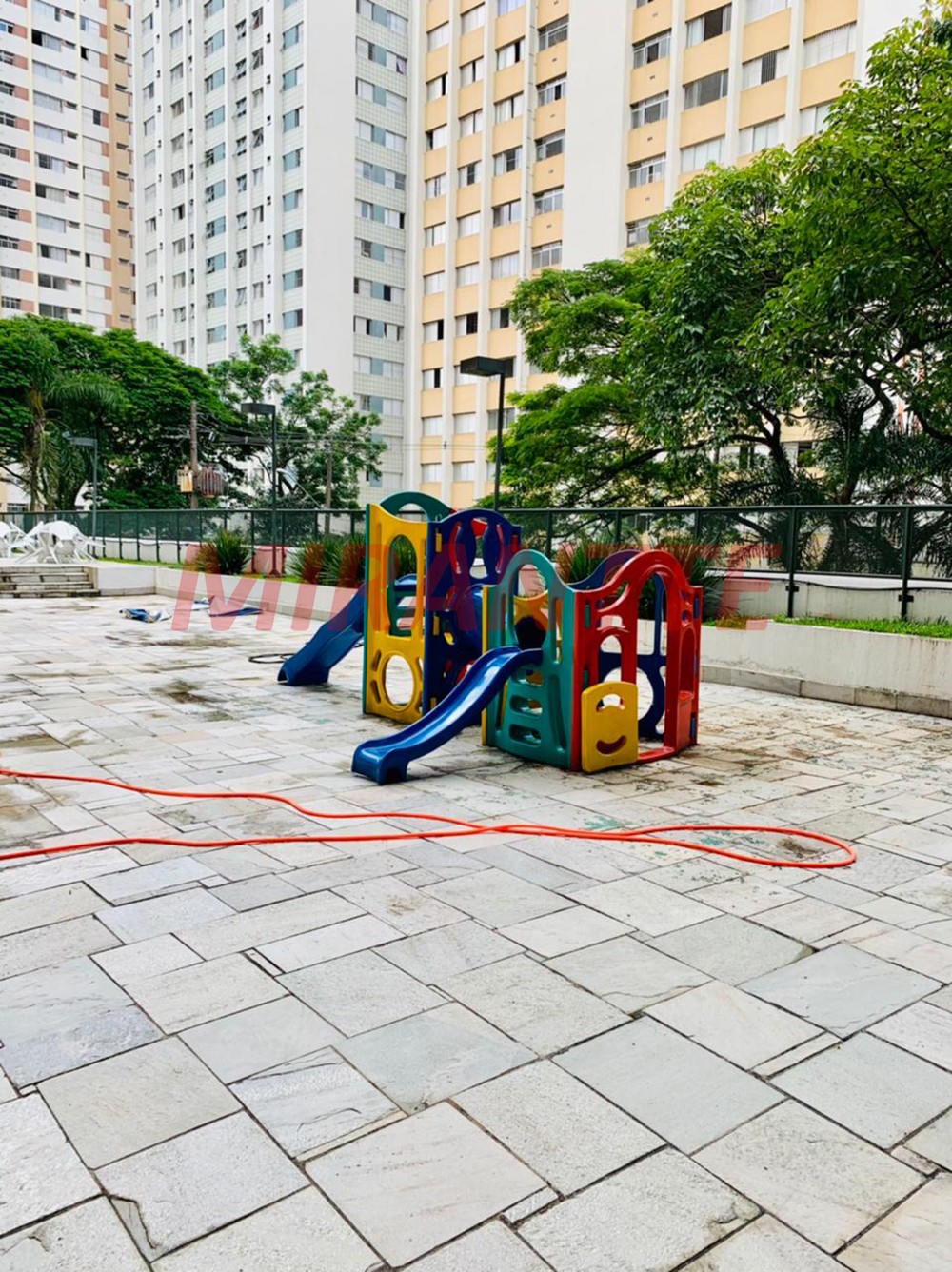 Apartamento de 1.1m² com 3 quartos em Santana