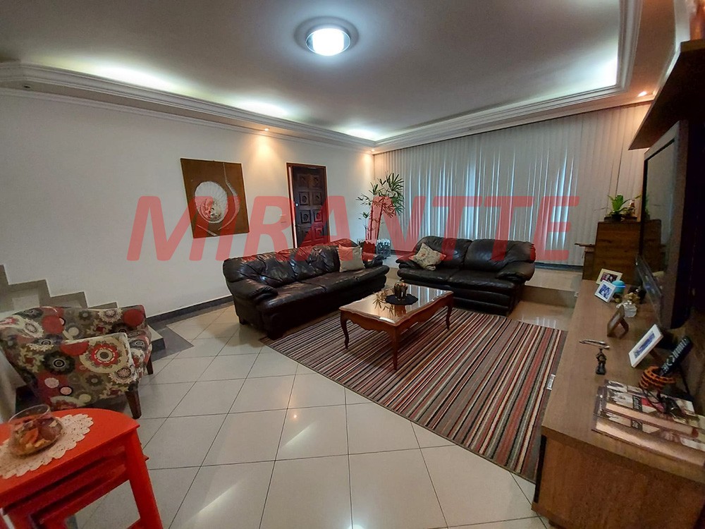 Sobrado de 143m² com 3 quartos em Mandaqui