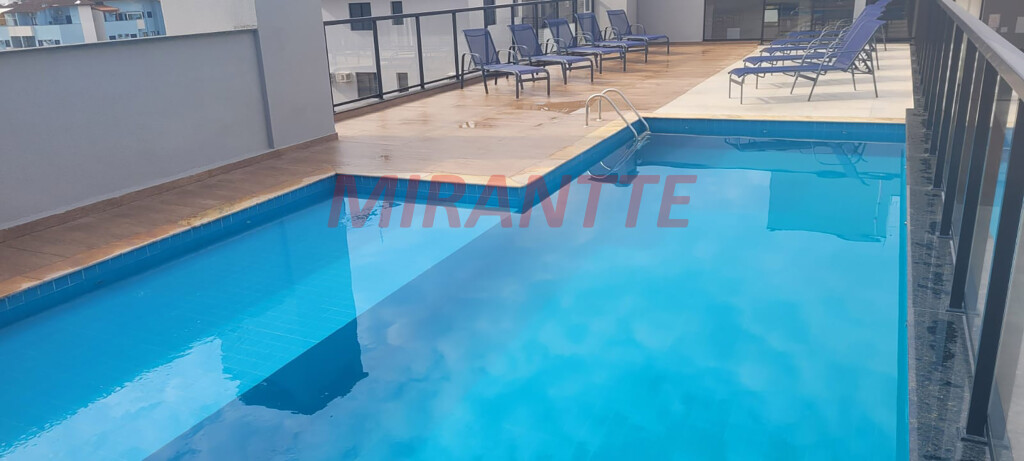 Apartamento de 87m² com 2 quartos em CENTRO