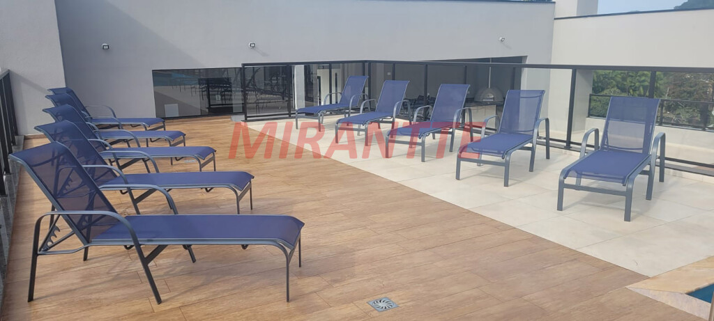 Apartamento de 87m² com 2 quartos em CENTRO