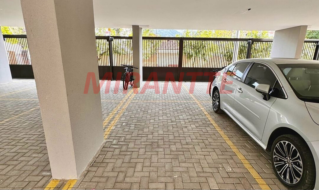 Apartamento de 87m² com 2 quartos em CENTRO