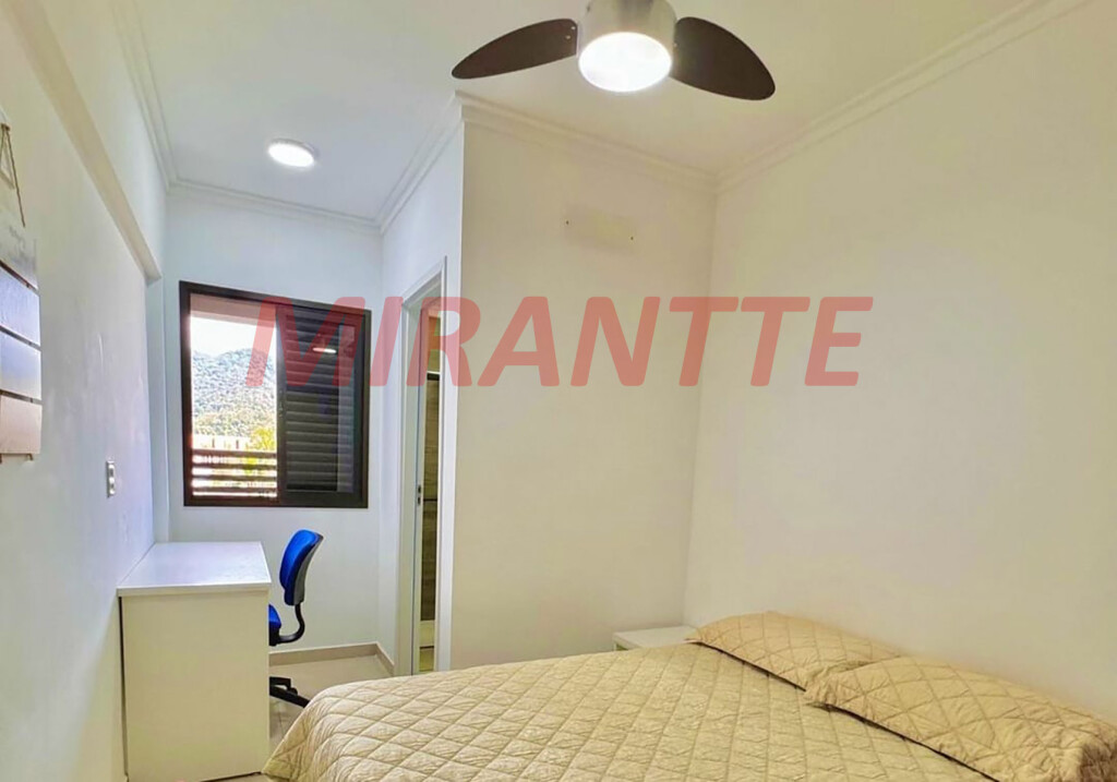 Apartamento de 87m² com 2 quartos em CENTRO