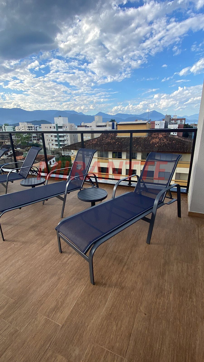Apartamento de 87m² com 2 quartos em CENTRO