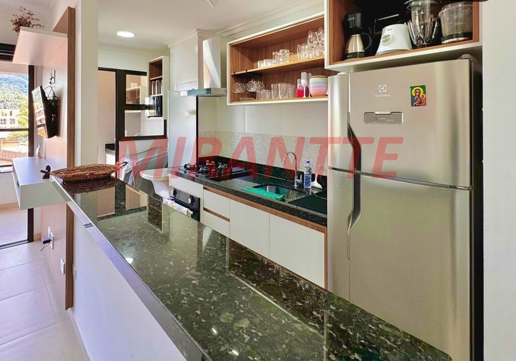 Apartamento de 87m² com 2 quartos em CENTRO