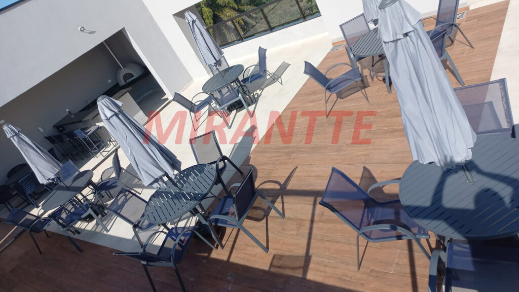 Apartamento de 87m² com 2 quartos em CENTRO