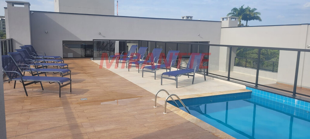 Apartamento de 87m² com 2 quartos em CENTRO