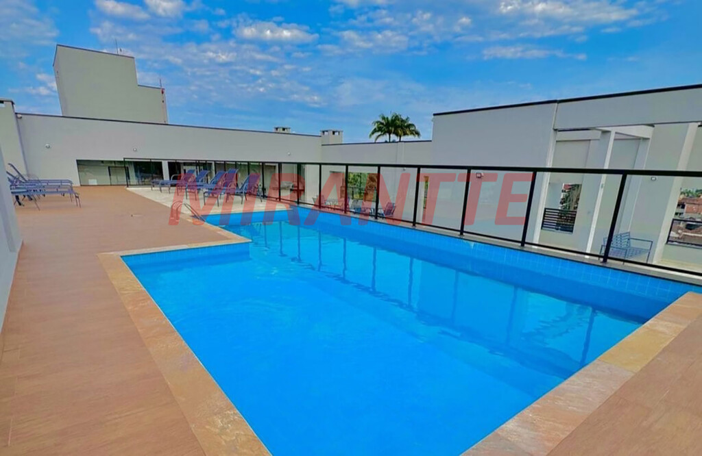 Apartamento de 87m² com 2 quartos em CENTRO