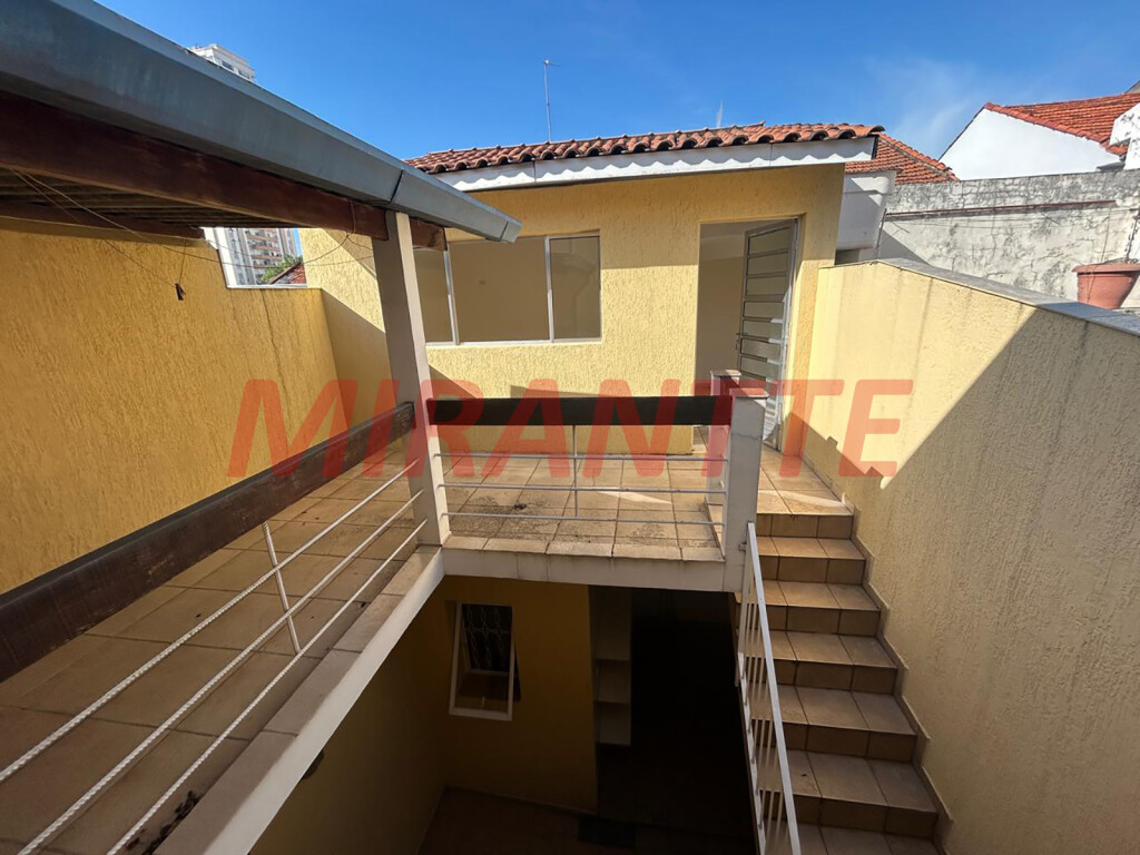 Sobrado de 100m² com 4 quartos em Santana
