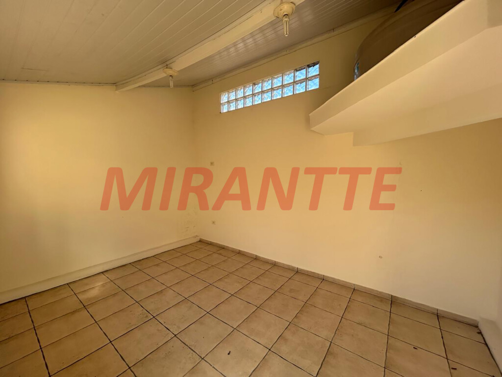 Sobrado de 100m² com 4 quartos em Santana