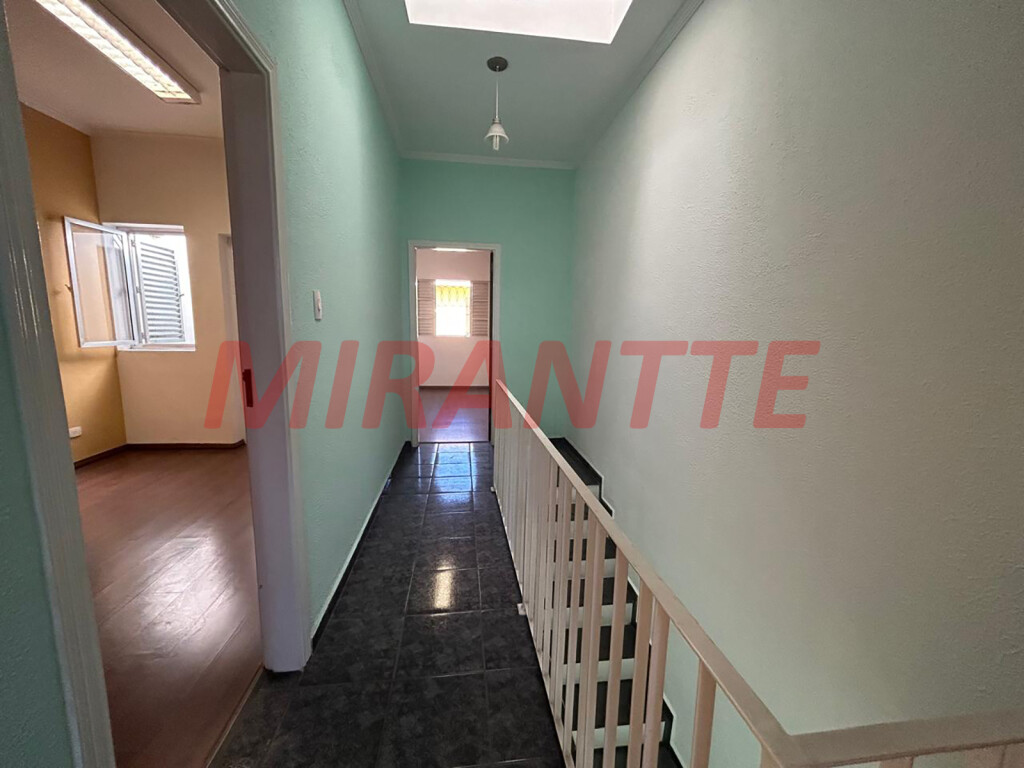 Sobrado de 100m² com 4 quartos em Santana