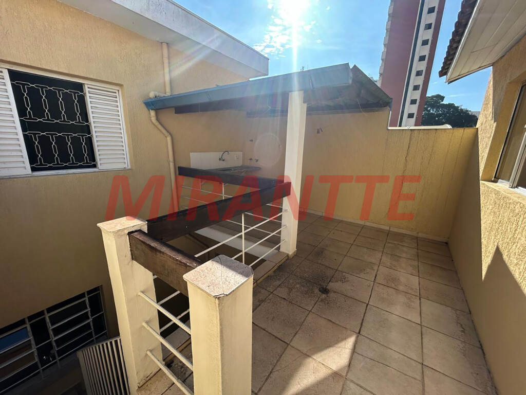 Sobrado de 100m² com 4 quartos em Santana