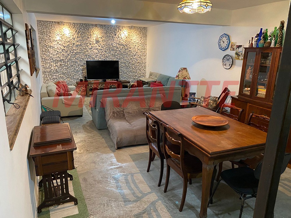 Sobrado de 240m² com 3 quartos em Jardim São Paulo