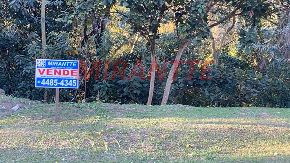 Terreno de 1360m² em Serra Da Cantareira