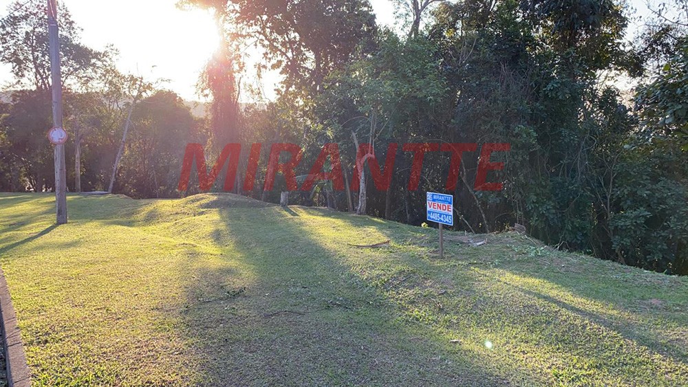 Terreno de 1360m² em Serra Da Cantareira