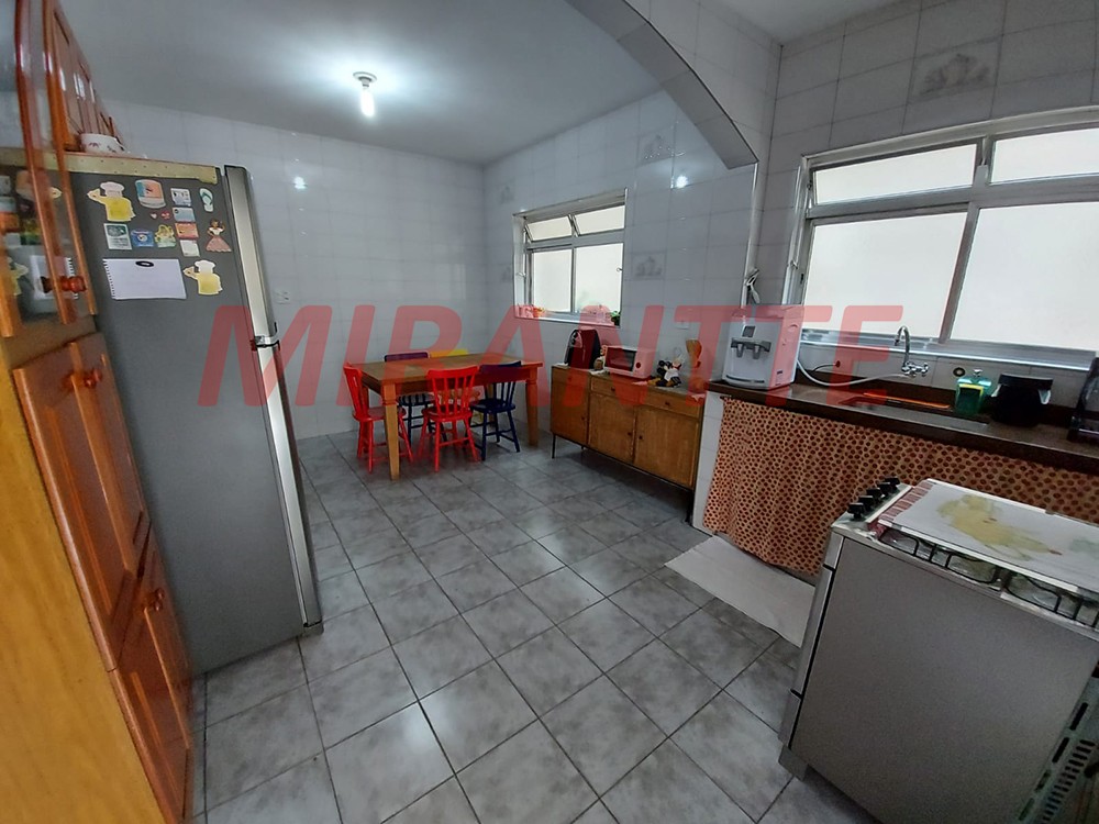 Sobrado de 177m² com 4 quartos em Jardim São Paulo
