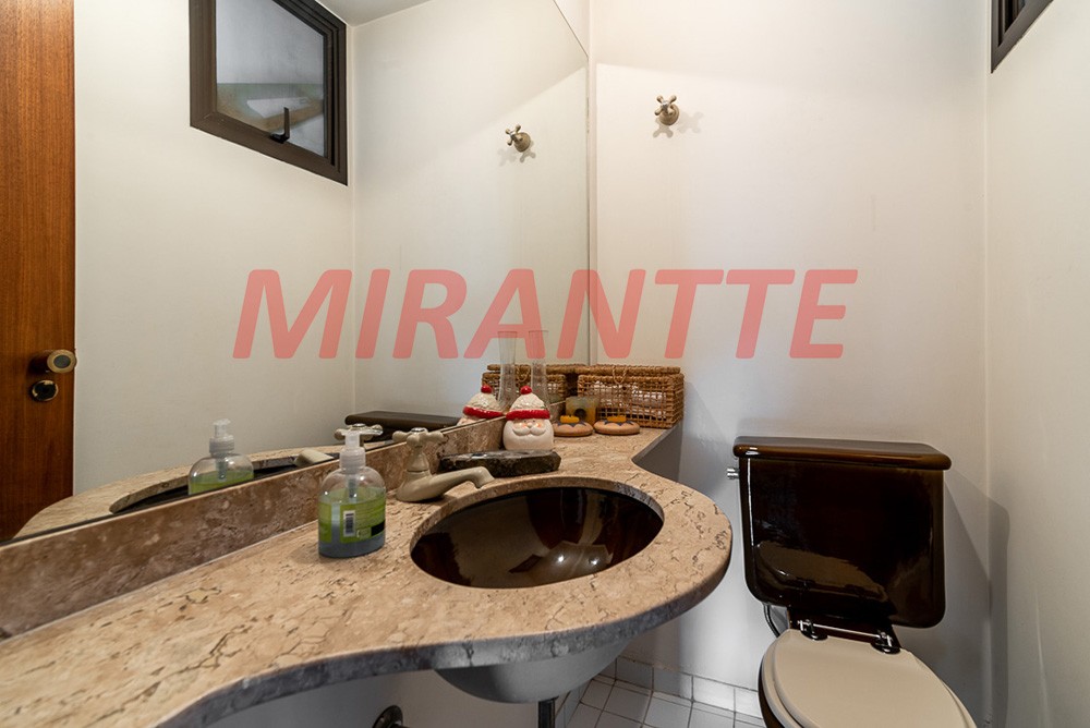 Apartamento de 147m² com 3 quartos em Moema