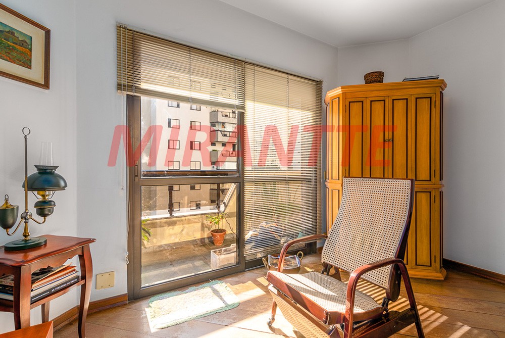 Apartamento de 147m² com 3 quartos em Moema