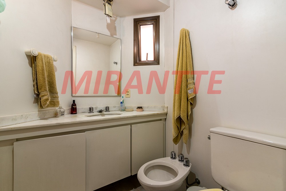 Apartamento de 147m² com 3 quartos em Moema