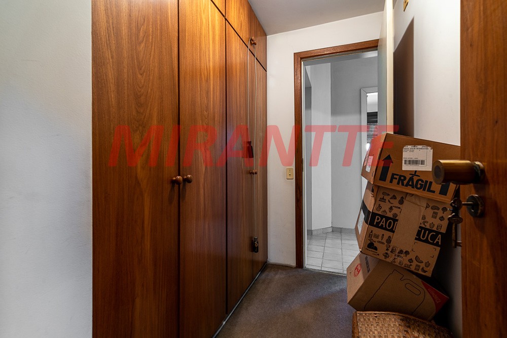 Apartamento de 147m² com 3 quartos em Moema