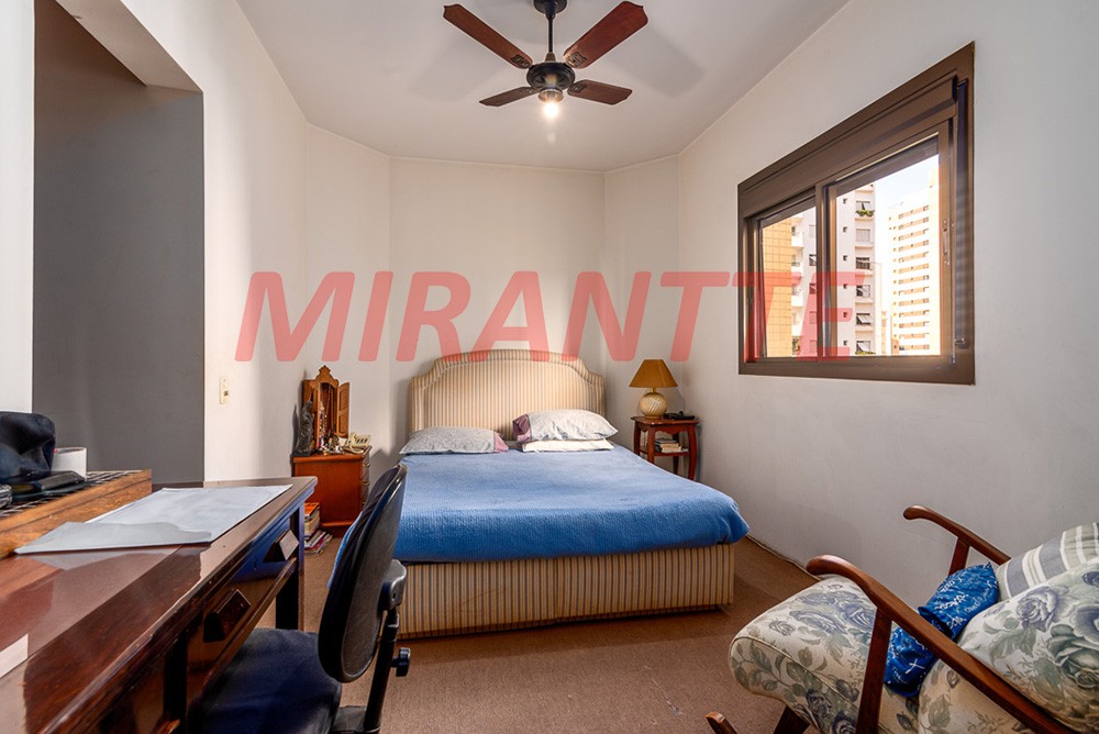 Apartamento de 147m² com 3 quartos em Moema