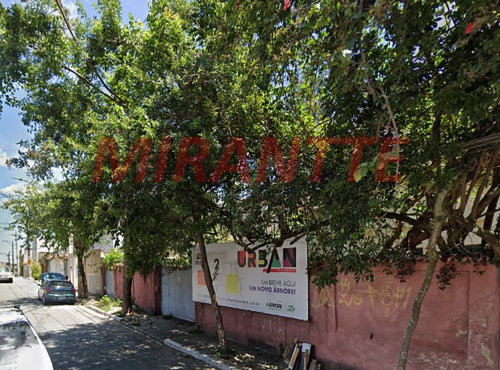 Terreno de 2090m² em Vila Nivi