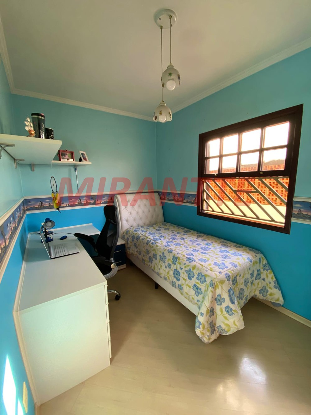 Sobrado de 139m² com 3 quartos em Jaçana