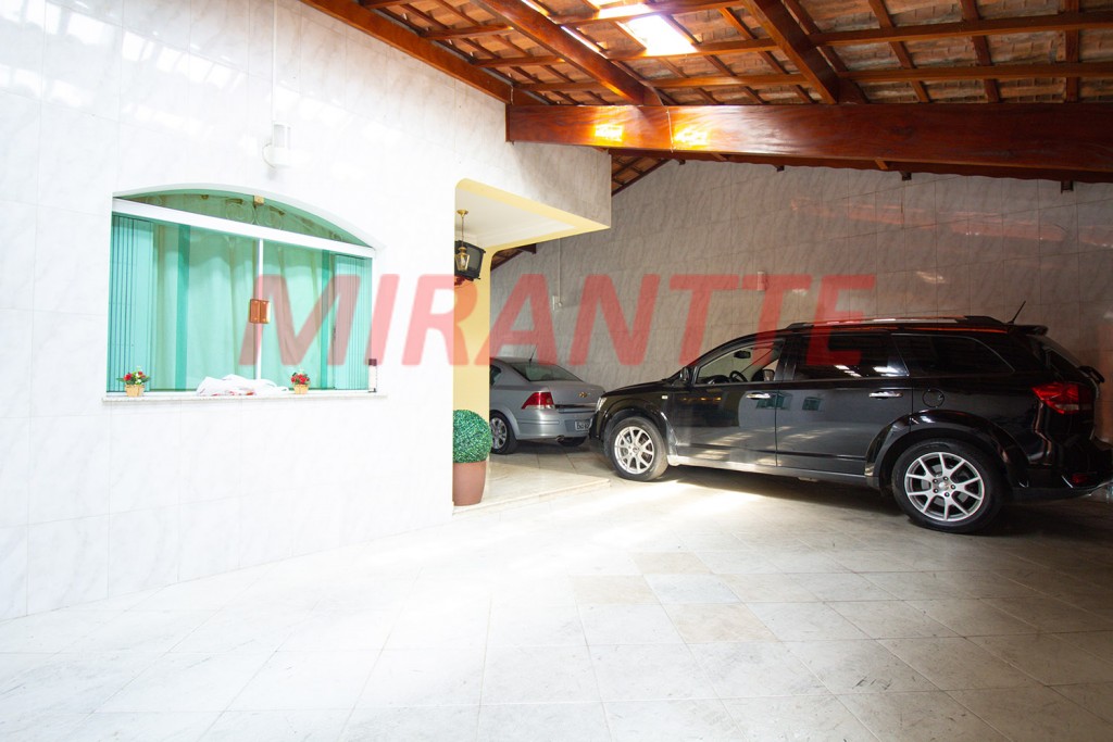 Sobrado de 400m² com 3 quartos em Vila Rosália