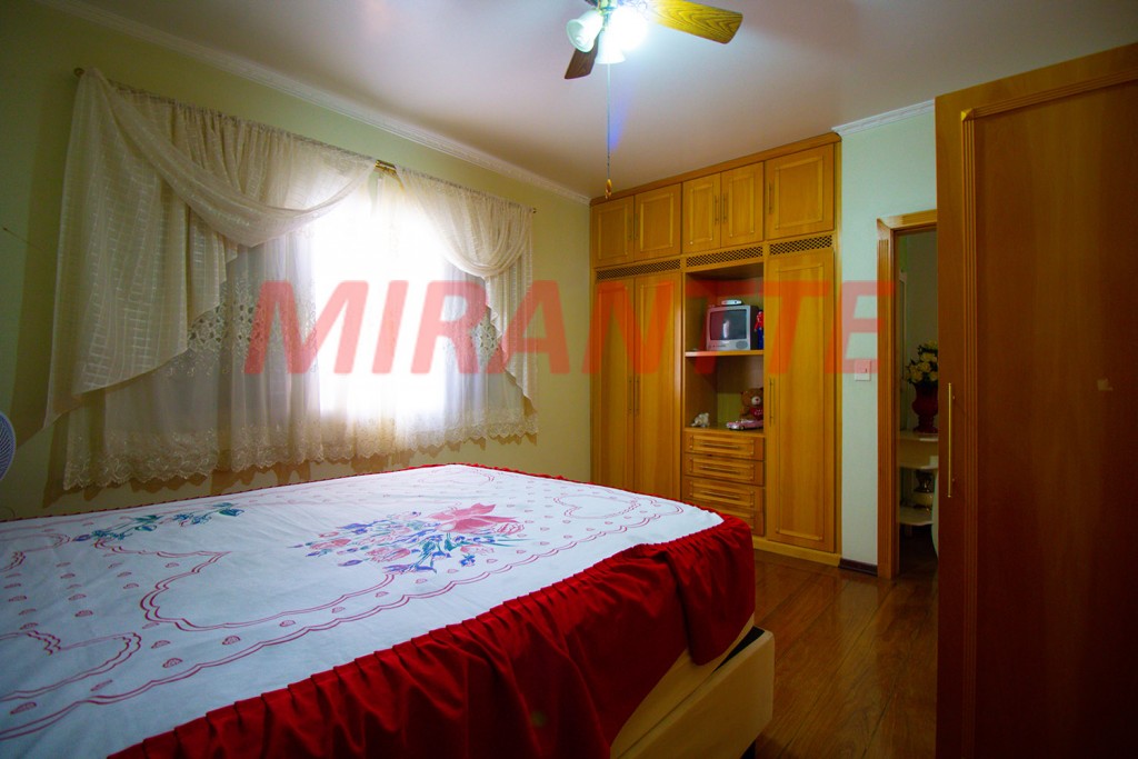 Sobrado de 462m² com 3 quartos em Vila Rosália