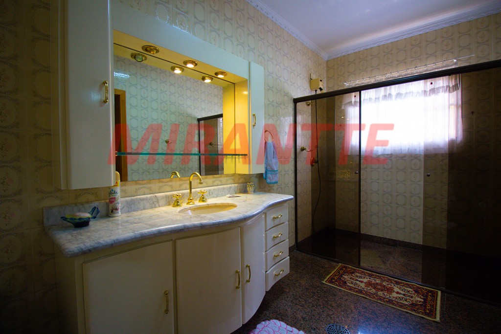 Sobrado de 462m² com 3 quartos em Vila Rosália
