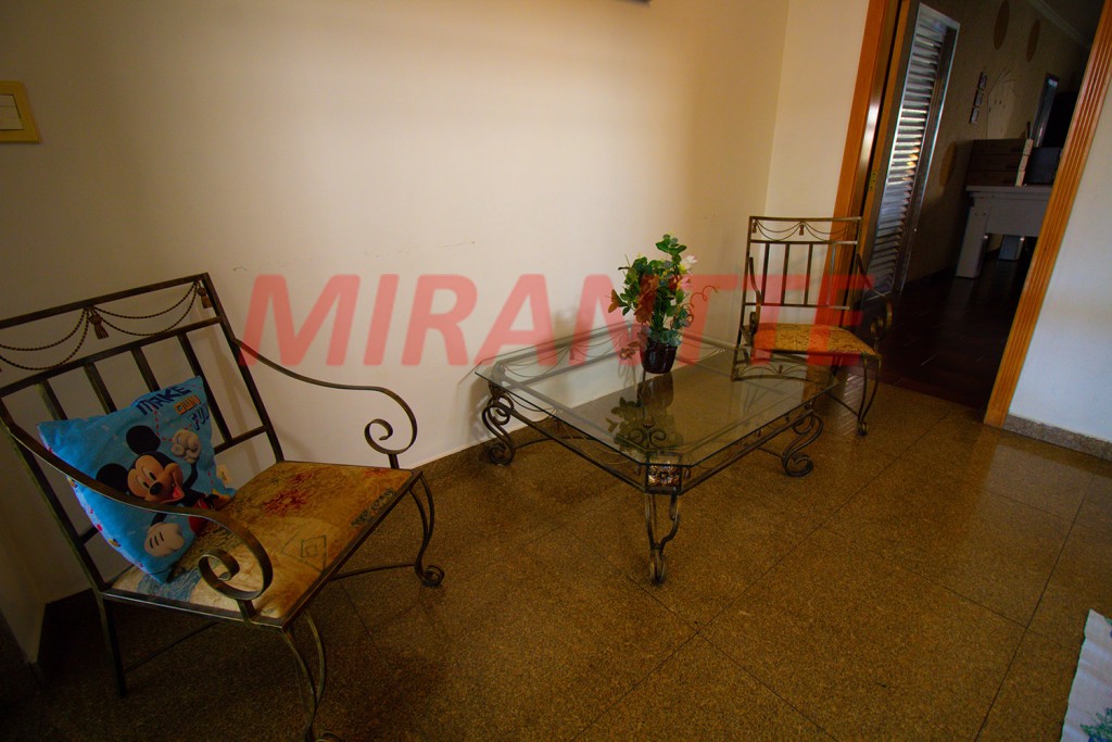 Sobrado de 462m² com 3 quartos em Vila Rosália