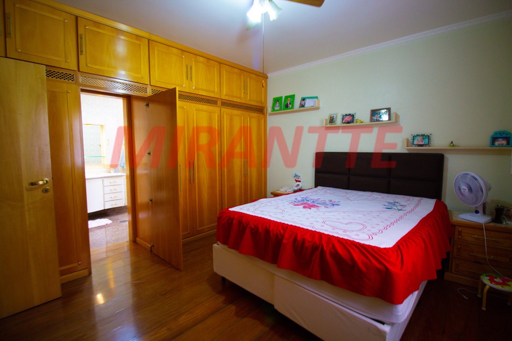 Sobrado de 462m² com 3 quartos em Vila Rosália