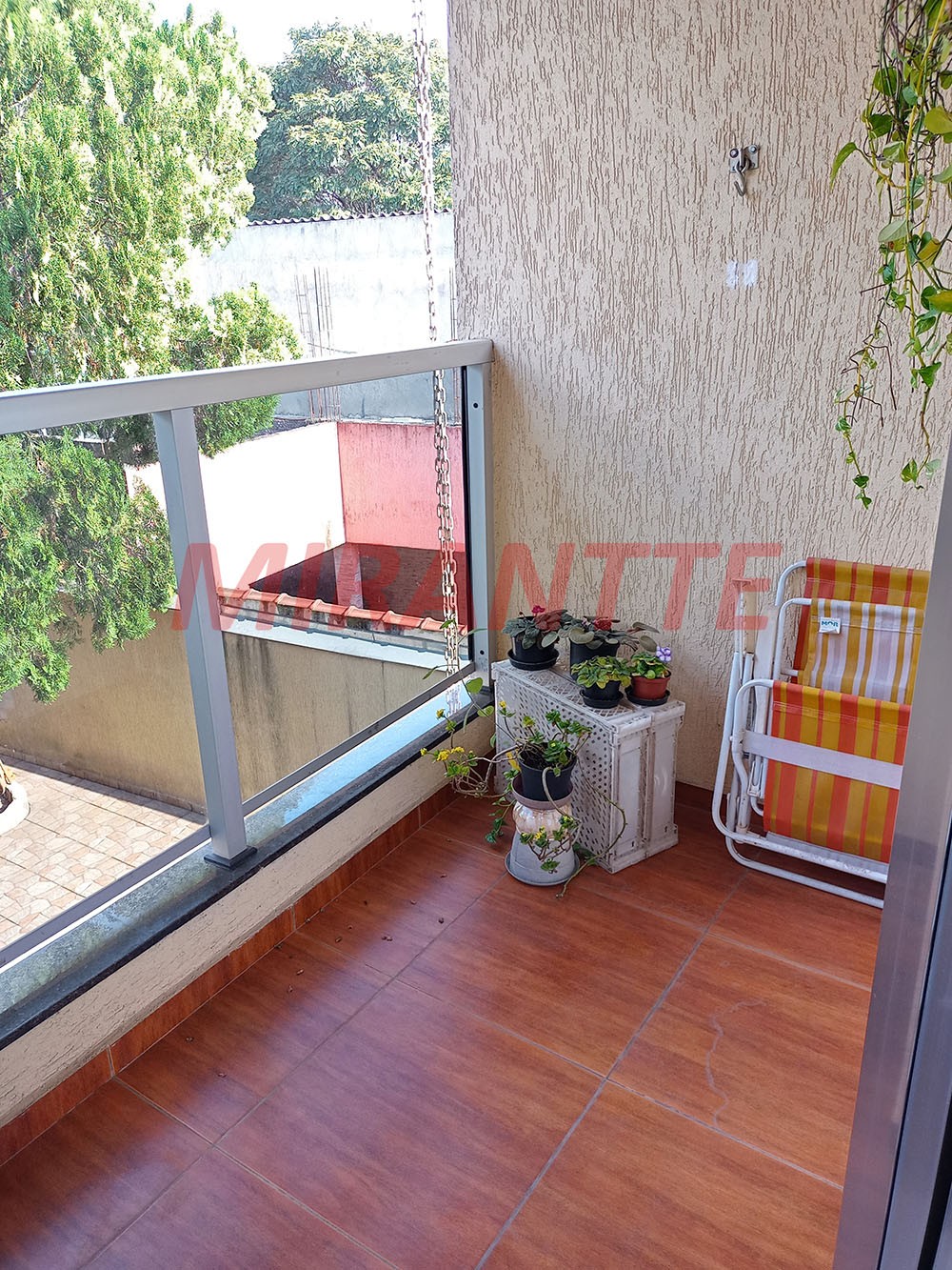 Sobrado de 161m² com 3 quartos em Jardim Palmira