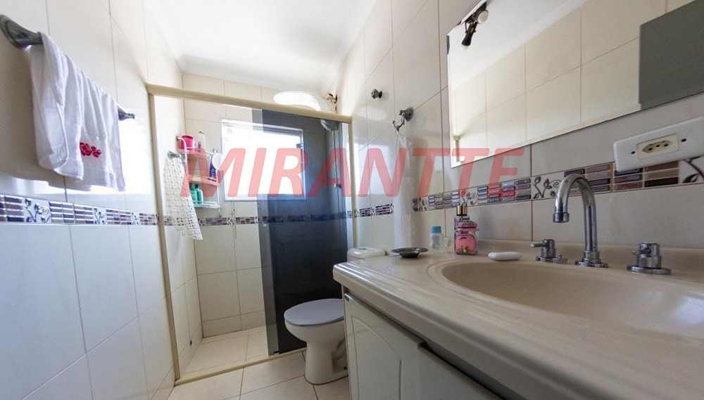 Sobrado de 122m² com 2 quartos em Parada Inglesa