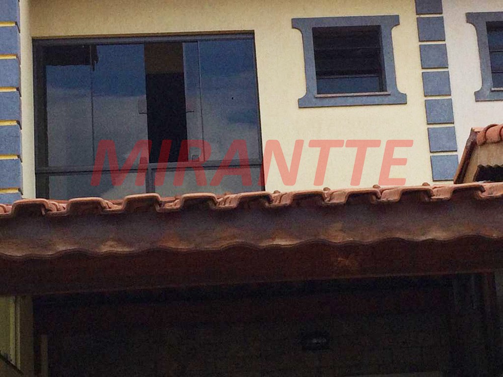Sobrado de 102m² com 3 quartos em Vila Medeiros