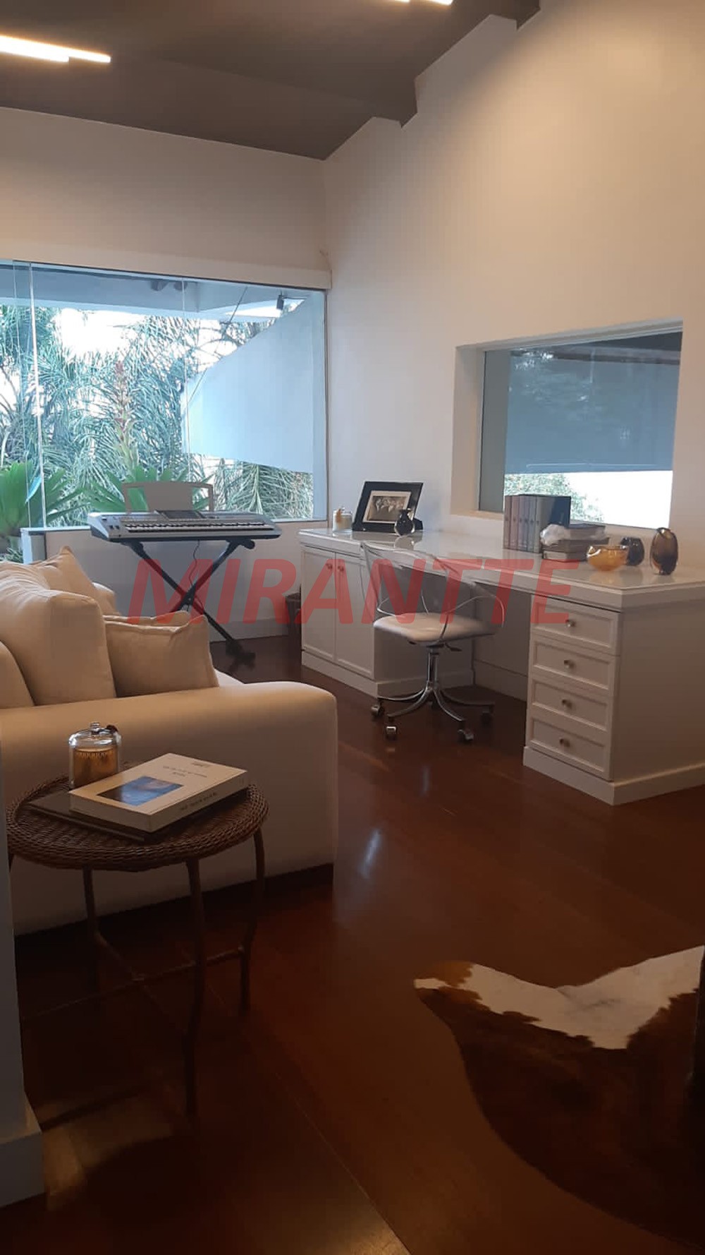 Sobrado de 400m² com 4 quartos em Serra Da Cantareira