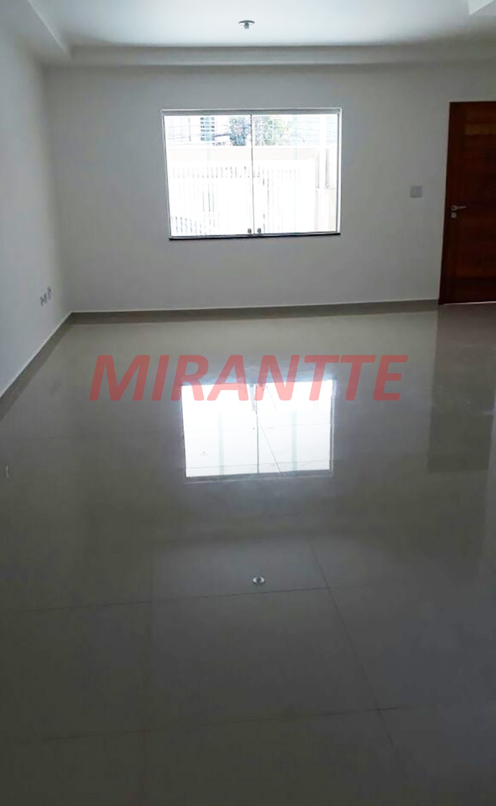 Sobrado de 210m² com 4 quartos em Imirim