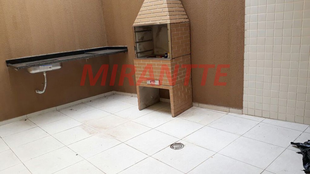 Sobrado de 210m² com 4 quartos em Imirim