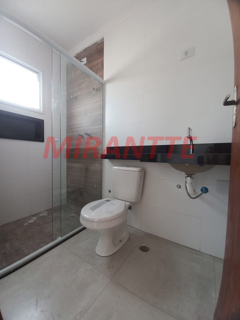 Sobrado de 76m² com 3 quartos em Vila Ester