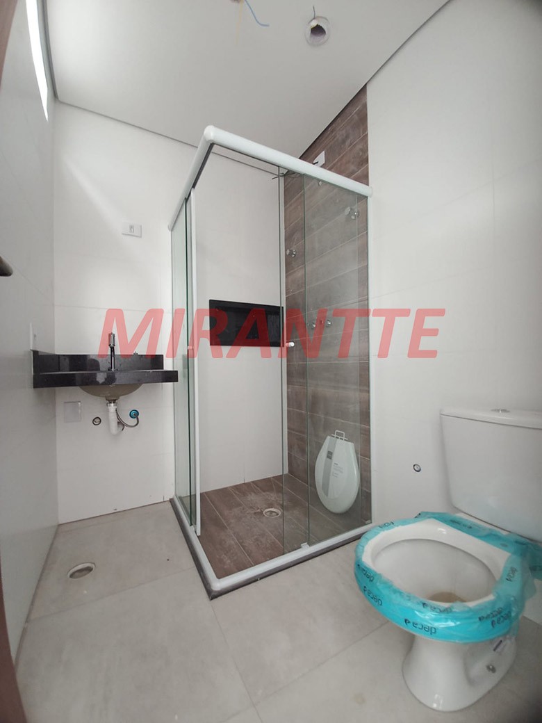 Sobrado de 76m² com 3 quartos em Vila Ester