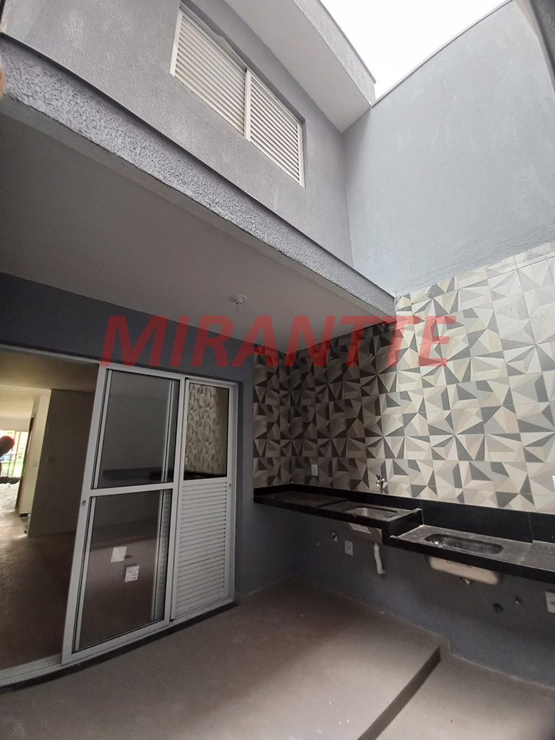 Sobrado de 76m² com 3 quartos em Vila Ester