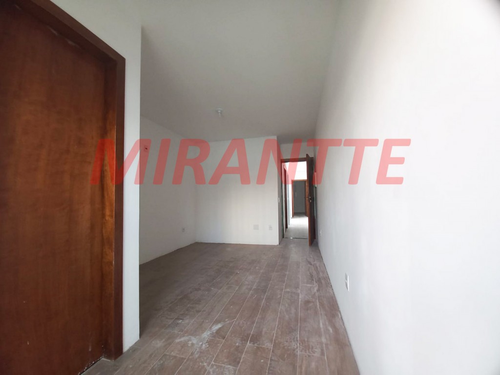 Sobrado de 76m² com 3 quartos em Vila Ester