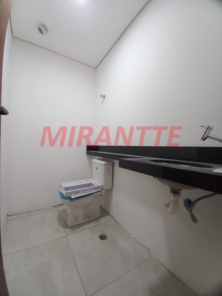 Sobrado de 76m² com 3 quartos em Vila Ester